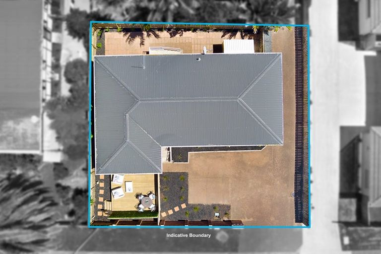 Photo of property in 1/454 Hibiscus Coast Highway, Orewa, 0931