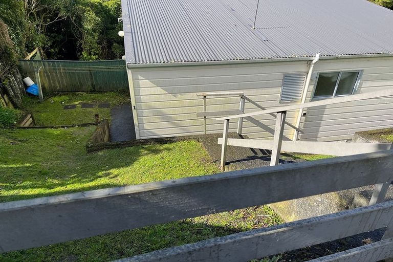 Photo of property in 10 Martin Grove, Normandale, Lower Hutt, 5010