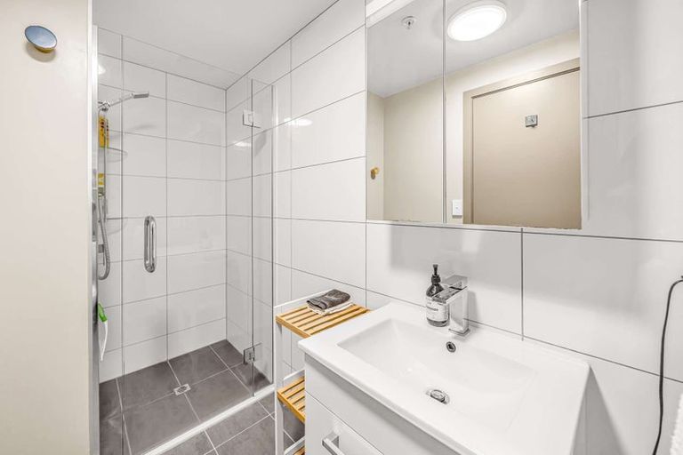 Photo of property in Canvas Apartments, 3/307 Willis Street, Te Aro, Wellington, 6011