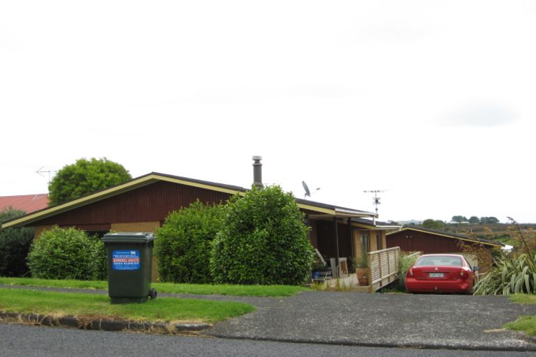 Photo of property in 45 Green Lane, Pukekohe, 2120