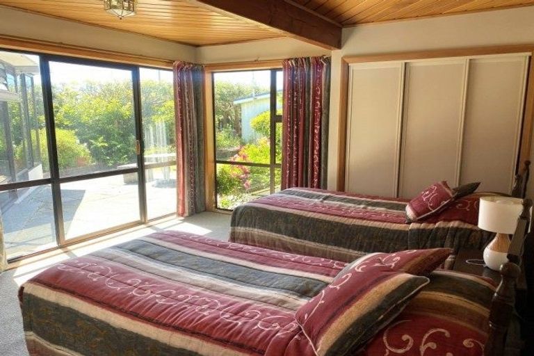 Photo of property in 1 Domain Terrace, Karoro, Greymouth, 7805