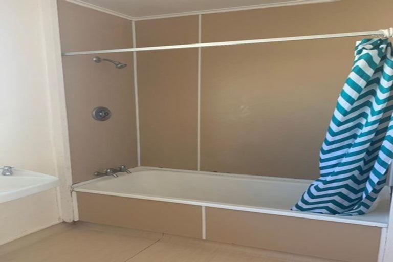 Photo of property in 1/610 High Street, Boulcott, Lower Hutt, 5010