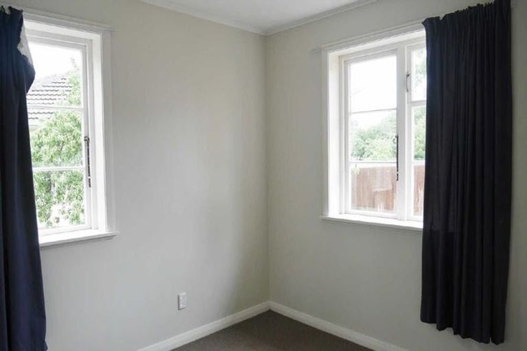 Photo of property in 17 Piko Crescent, Riccarton, Christchurch, 8041