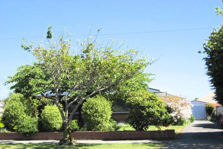 Photo of property in 195 Greers Road, Bryndwr, Christchurch, 8053