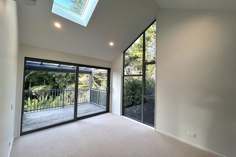 Photo of property in 93a Verran Road, Birkenhead, Auckland, 0626