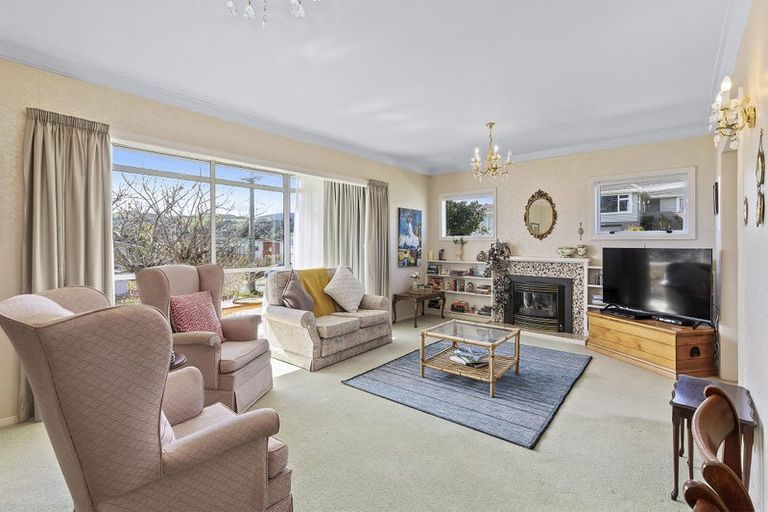 Photo of property in 4 Pembroke Street, Tawa, Wellington, 5028