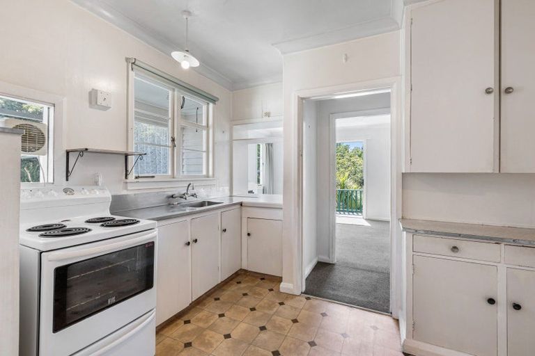 Photo of property in 75 Mill Road, Lower Vogeltown, New Plymouth, 4310