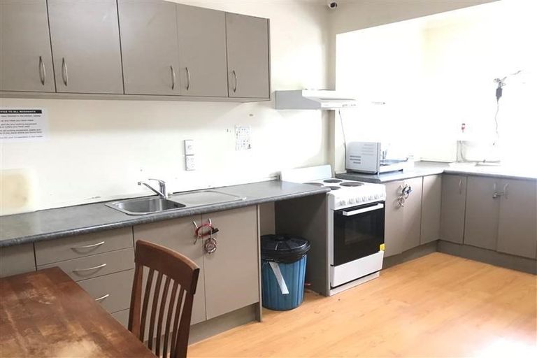 Photo of property in 59a View Road, Henderson, Auckland, 0612