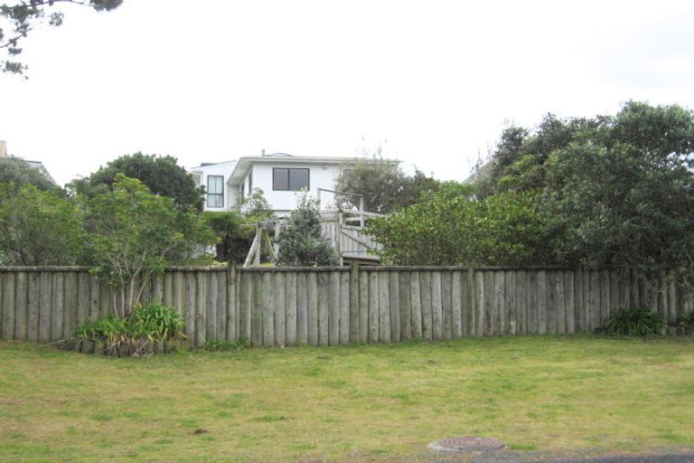 Photo of property in 108 Ocean Beach Road, Tairua, 3508