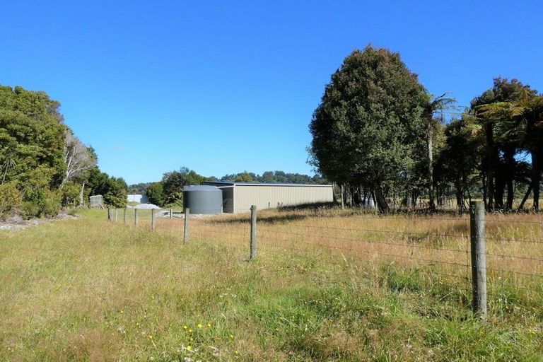 Photo of property in 196 Maori Creek Road, Marsden, Greymouth, 7872