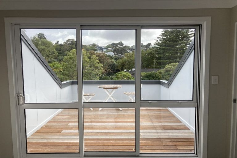 Photo of property in 156 Paremata Road, Paremata, Porirua, 5024