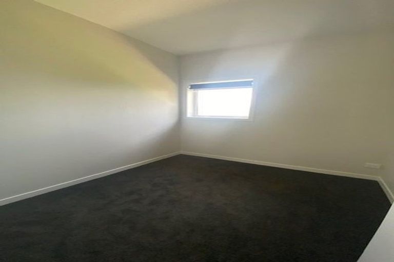 Photo of property in 30/30 Adventure Drive, Whitby, Porirua, 5024