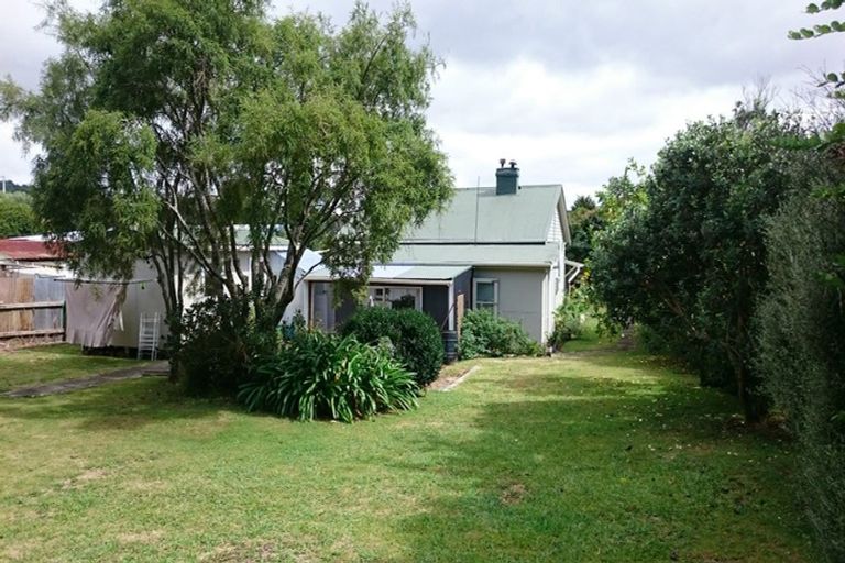 Photo of property in 12 Bernard Street, Pukemiro, Huntly, 3771