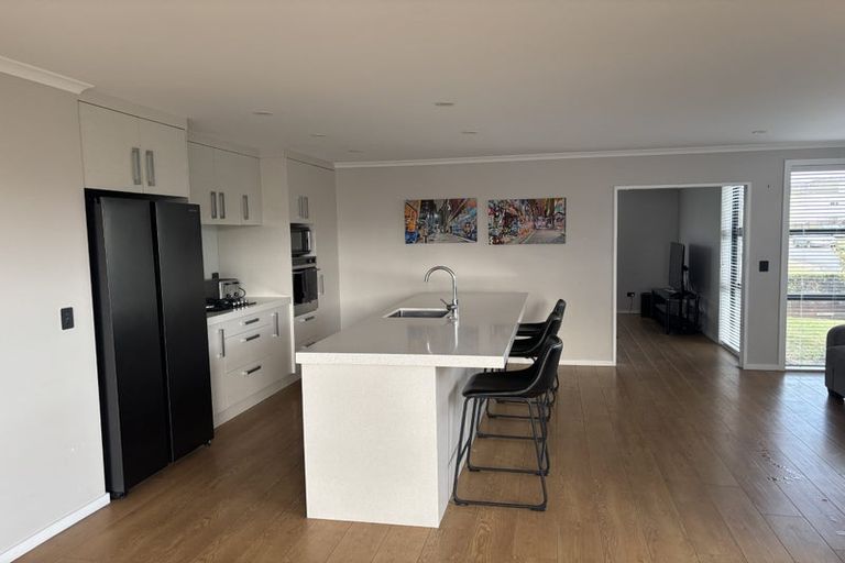 Photo of property in 18 Hopuni Way, Takanini, 2112