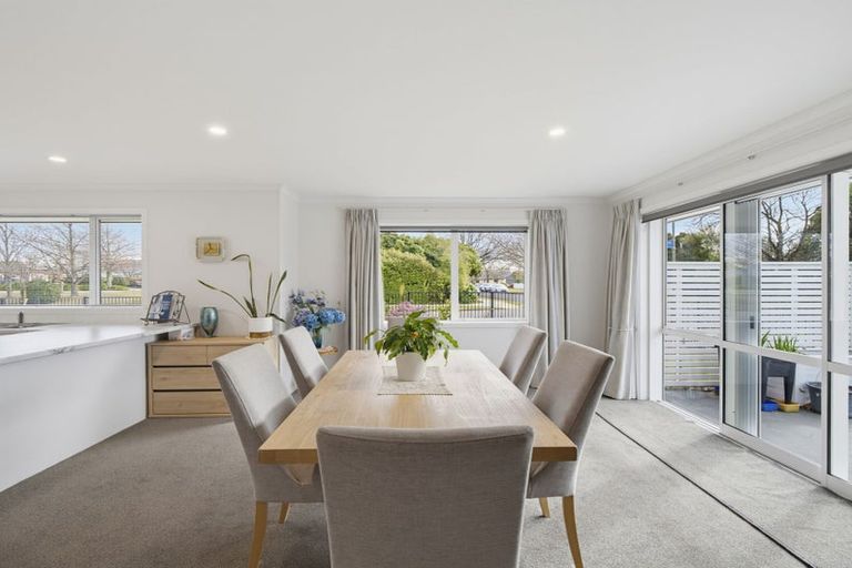 Photo of property in 1a Clifford Place, Amberley, 7410