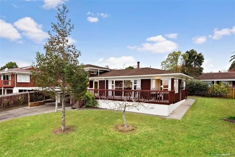 Photo of property in 46 Miltonia Avenue, Te Atatu South, Auckland, 0610