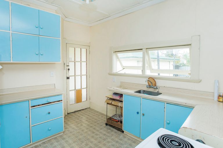 Photo of property in 19 Loisel Street, Riverdale, Gisborne, 4010