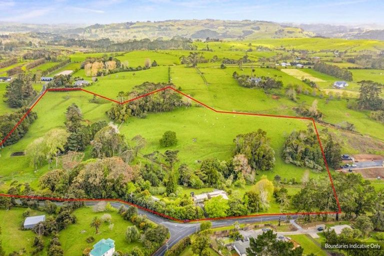 Photo of property in 86 Taha Road, Waimauku, 0881