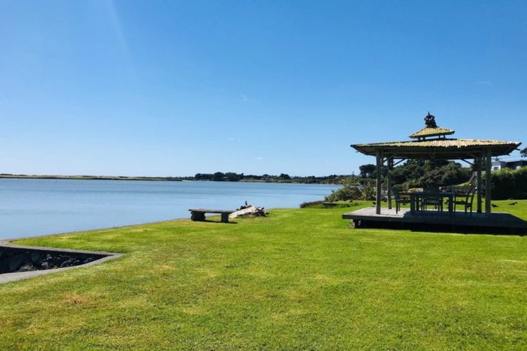 Photo of property in 249 Cove Road, Waipu, 0582