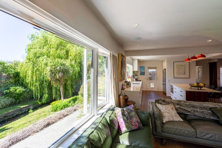 Photo of property in 82 Clyde Road, Ilam, Christchurch, 8041