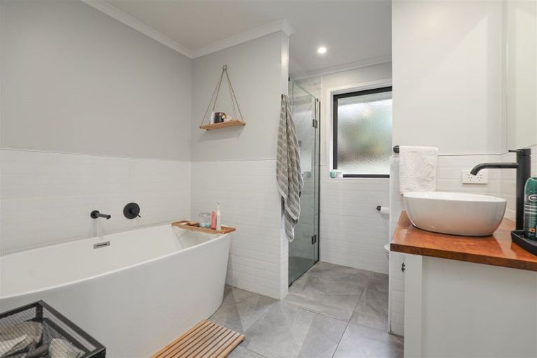 Photo of property in 163 Kimihia Road, Huntly, 3771