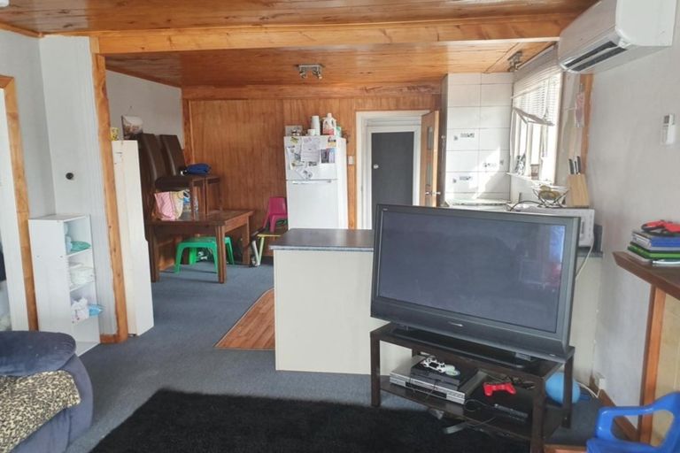 Photo of property in 33 Strange Street, Waitara, 4320