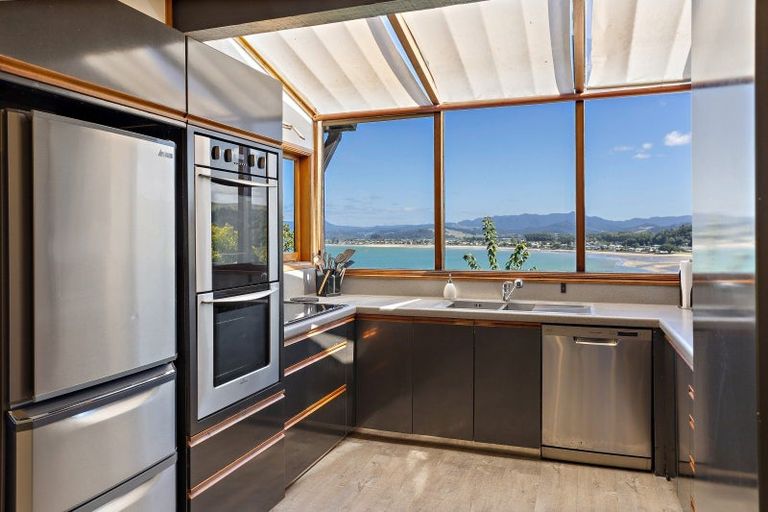 Photo of property in 21 Haddon Crescent, Whitianga, 3510