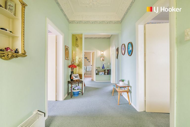 Photo of property in 4 West Avenue, Saint Clair, Dunedin, 9012