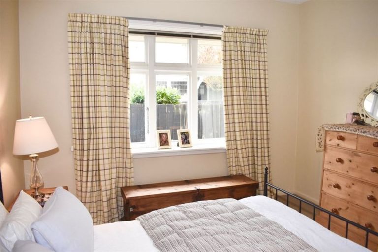 Photo of property in 129 Innes Road, St Albans, Christchurch, 8052