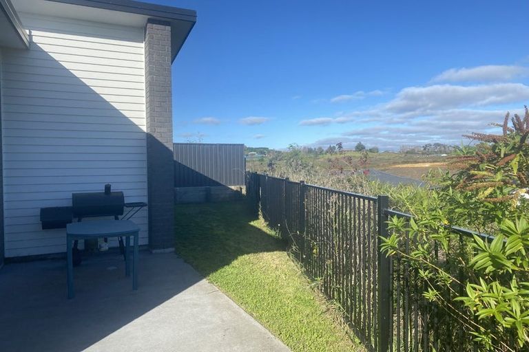 Photo of property in 41 Pioneer Crescent, Omokoroa, 3114