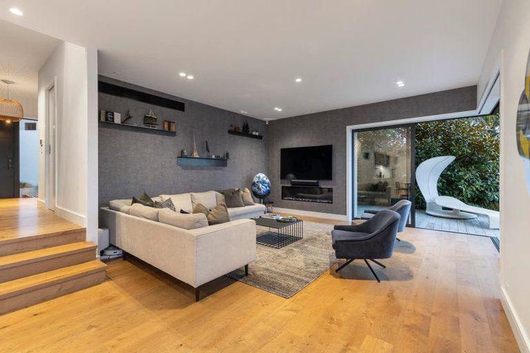 Photo of property in 8 Puna Street, Orakei, Auckland, 1071