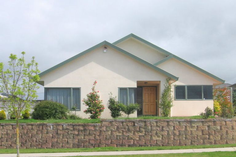 Photo of property in 19 The Grove, Nukuhau, Taupo, 3330