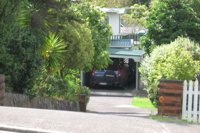 Photo of property in 59 Lyons Avenue, Murrays Bay, Auckland, 0630