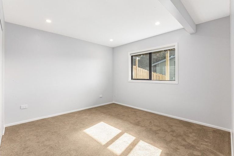 Photo of property in 14 Longitude Place, Whitby, Porirua, 5024