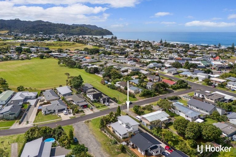 Photo of property in 68a The Crescent, Waihi Beach, 3611