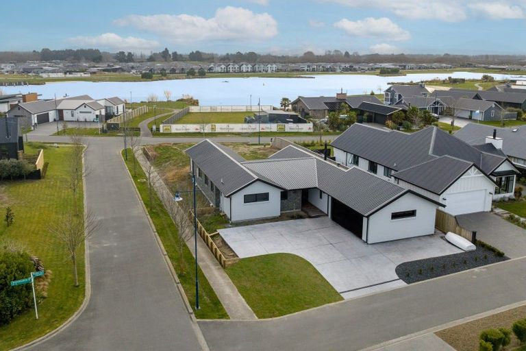 Photo of property in 18 The Esplanade, Pegasus, 7612