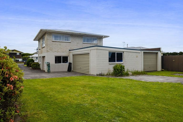 Photo of property in 26 Iredale Road, Hawera, 4610