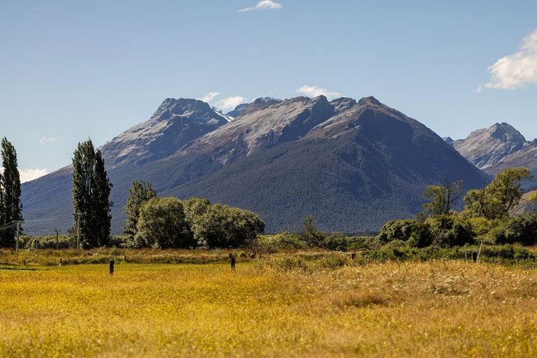 Photo of property in 570 Glenorchy-paradise Road, Glenorchy, 9372