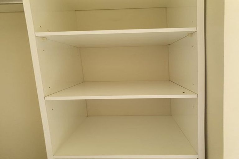 Photo of property in 52b Royal View Road, Te Atatu South, Auckland, 0610