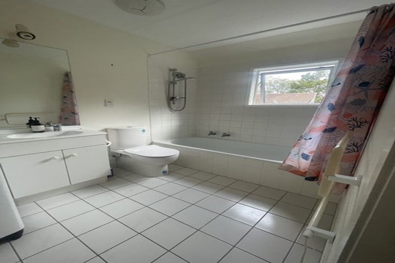 Photo of property in Pitarua Court, 4/11 Pitarua Street, Thorndon, Wellington, 6011