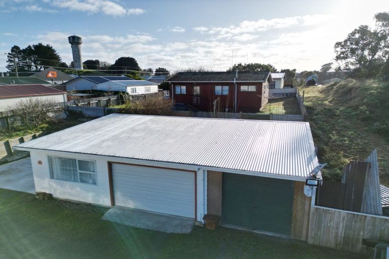 Photo of property in 3 Lena Place, Foxton, 4814