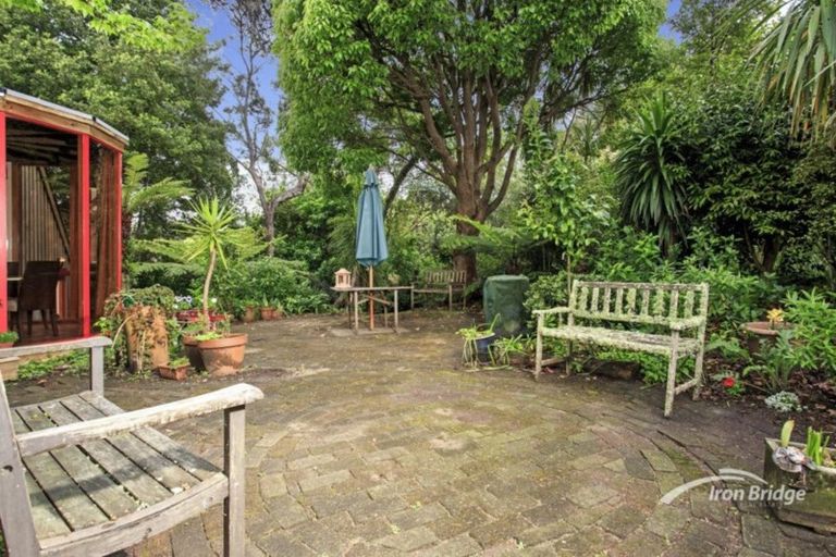 Photo of property in 66 Holyoake Place, Chatswood, Auckland, 0626