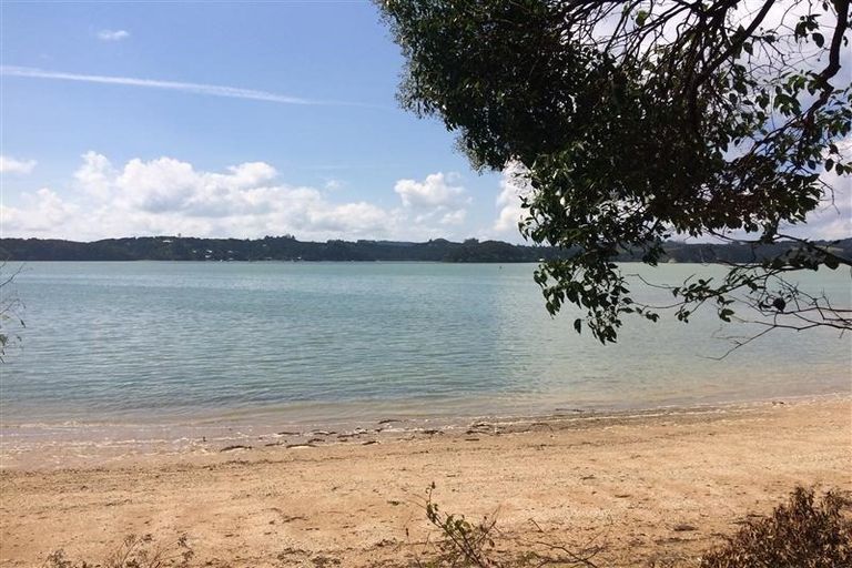 Photo of property in 5 Veronica Street, Paihia, 0200