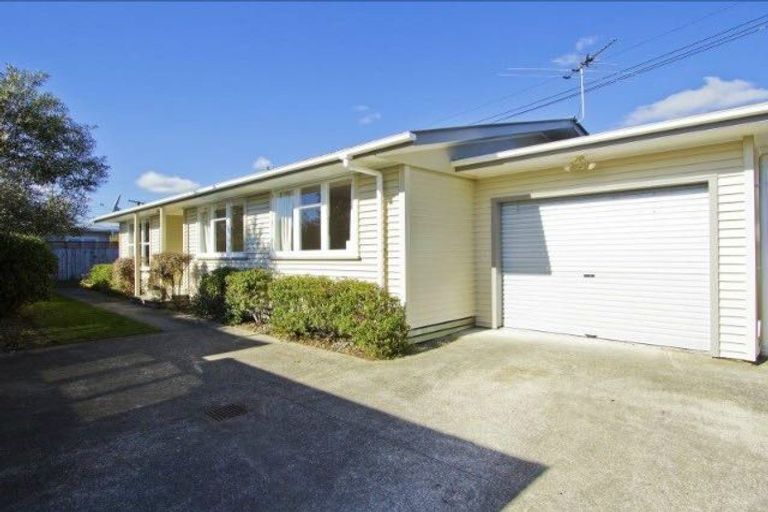 Photo of property in 56c Waiwhetu Road, Waiwhetu, Lower Hutt, 5010