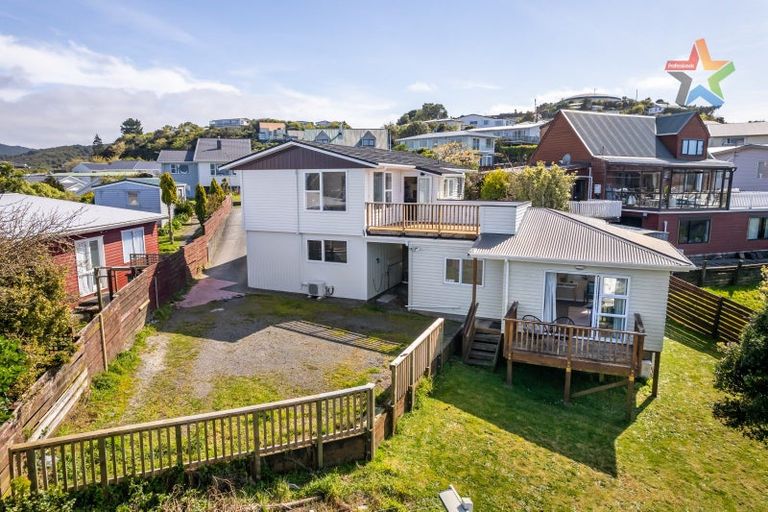 Photo of property in 29 Oakleigh Street, Maungaraki, Lower Hutt, 5010