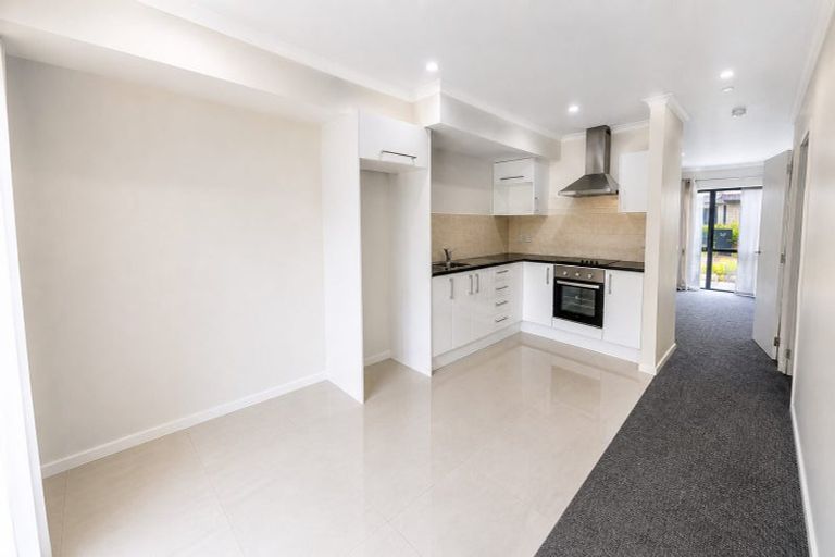 Photo of property in 6/4 Wallson Crescent, Wiri, Auckland, 2104