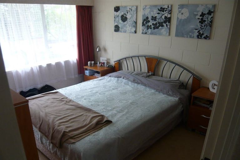 Photo of property in 1/17 Dunraven Place, Torbay, Auckland, 0630