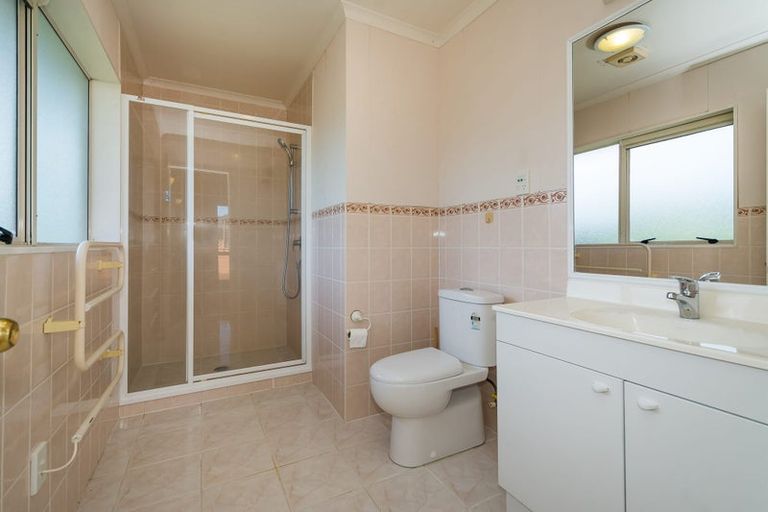 Photo of property in 10 Darimouth Place, Albany, Auckland, 0632