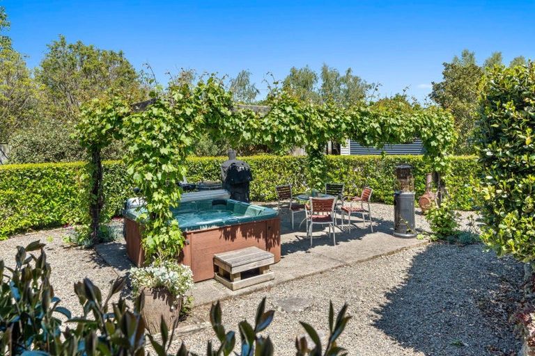 Photo of property in 9 Green Lane Road, Masterton, 5810