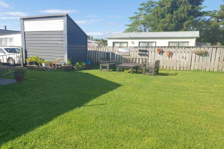 Photo of property in 2c Church Street, Hikurangi, 0114